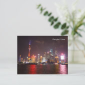 Carte Postale Shanghai par nuit Chine (Debout devant)