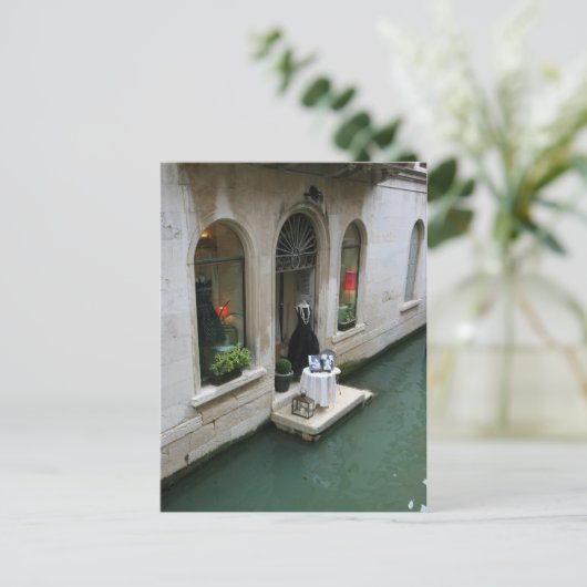 Carte Postale Shopfront (Debout devant)