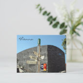 Carte Postale signe mumok vienna (Debout devant)