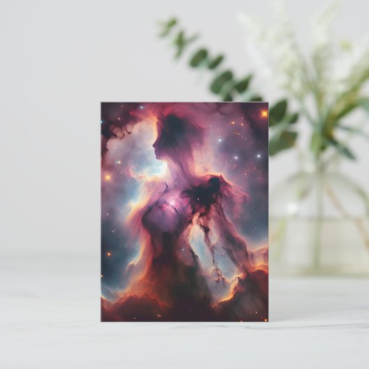 Carte Postale Silhouette cosmique, nébuleuse en forme de dame et (Debout devant)