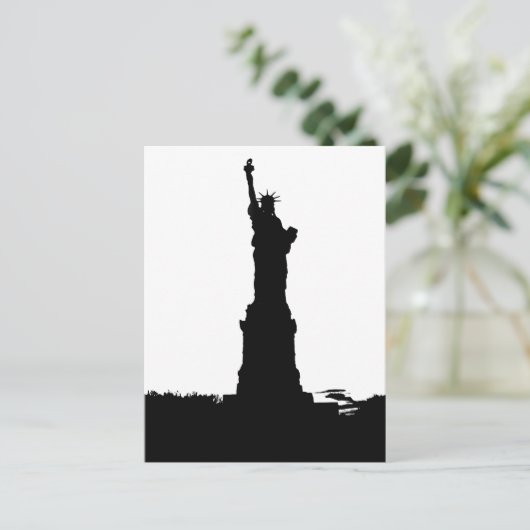 Carte Postale Silhouette de la statue de la Liberté (Debout devant)