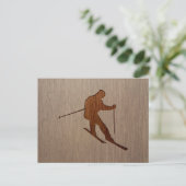 Carte Postale Silhouette de ski gravée sur la conception du bois (Debout devant)