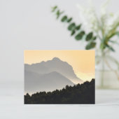 Carte Postale Silhouettes des montagnes (Debout devant)