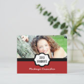 Carte Postale Simple Chic Graduation Party, Rouge (Debout devant)