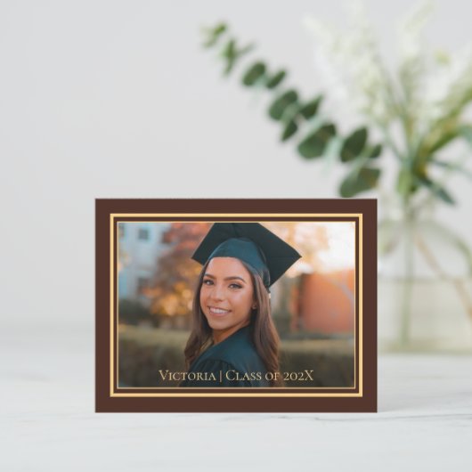 Carte postale simple Classy Graduation Faire-part (Debout devant)
