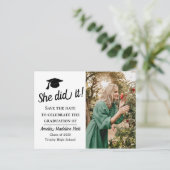 Carte Postale Simple | Elle L'A Fait Sauver La Date Graduate Pho (Debout devant)