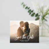 Carte Postale Simple Mariage Moderne Script Enregistrer La Date  (Debout devant)