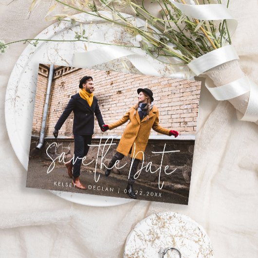 Carte Postale Simple Modern Script photo mariage Enregistrer la