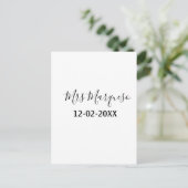 Carte Postale simple monogramme minimal Mme M. nom date année Th (Debout devant)