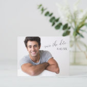 Carte Postale Simple texte sombre Save the Date Graduation (Debout devant)