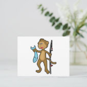 Carte Postale Singe à la pêche avec canne à pêche et poisson (Debout devant)