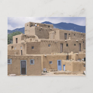Carte Postale Situé dans la vallée d'un petit affluent de