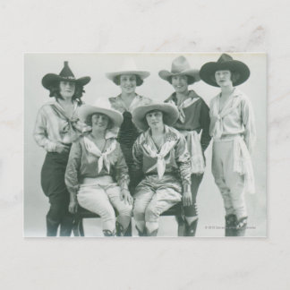 Carte Postale Six cow-girls en casquette et des cendres.