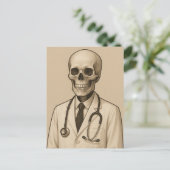 Carte Postale Skeleton Doctor (Debout devant)