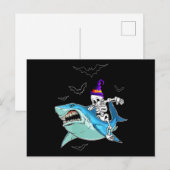 Carte Postale Skeleton équitation requin drôle - Crazy Halloween (Devant / Derrière)