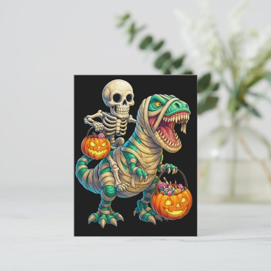 Carte Postale Skeleton Whimsical équitation maman T-Rex Hallowee (Debout devant)