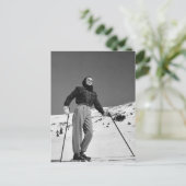 Carte Postale Skieuse (Debout devant)