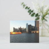 Carte Postale SkyLine de la ville de New York (Debout devant)