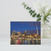 Carte Postale Skyline de nuit Auckland (Debout devant)