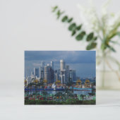 Carte Postale Skyline Singapour avec Tanjong Container Port, Sin (Debout devant)