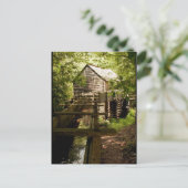 Carte postale Smoky Mountain Mill et Waterwheel (Debout devant)