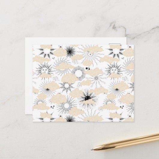 Carte Postale Soleils noirs stylisés derrière des nuages tan tex (Devant/Arrière en situation)