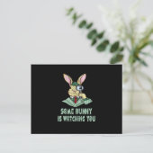 Carte Postale Some Bunny vous regarde Pâques lapin (Debout devant)