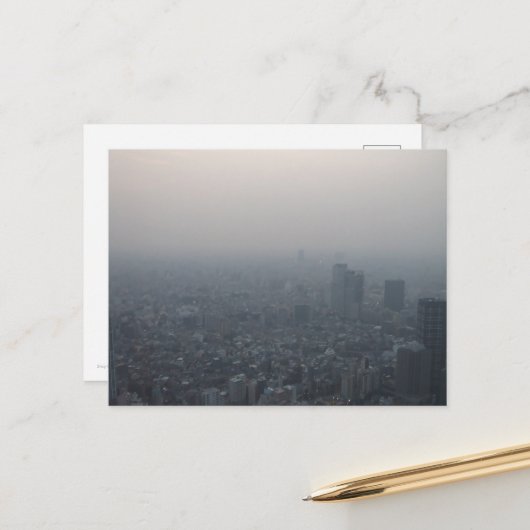 Carte Postale Soot-stained skyscrapers (Devant/Arrière en situation)