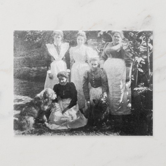 Carte Postale Sophia Farrell et domestiques, 1899 (Devant)
