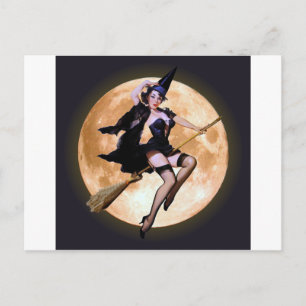 Carte Postale Sorcière à la broche contre une lune de récolte