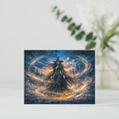 Carte Postale Sorcière de fantasy dynamique avec énergie atmosph (Debout devant)