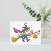 Carte Postale Sorcière moderne sur chambre (Debout devant)