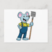 Carte Postale Souris en fermier avec râteau (Devant)