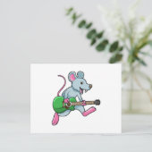 Carte Postale Souris en musique avec guitare (Debout devant)