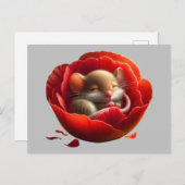 Carte Postale Souris très mignonne bébé dormant dans le coquelic (Devant / Derrière)