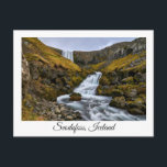 Carte postale souvenir Svodufoss, Islande<br><div class="desc">La cascade de Svodufoss avec l'eau de la rivière Laxa qui descend dix mètres est situé à Olafsvik Snaefellsnes qui est la péninsule dans l'ouest de l'Islande carte postale souvenir.</div>