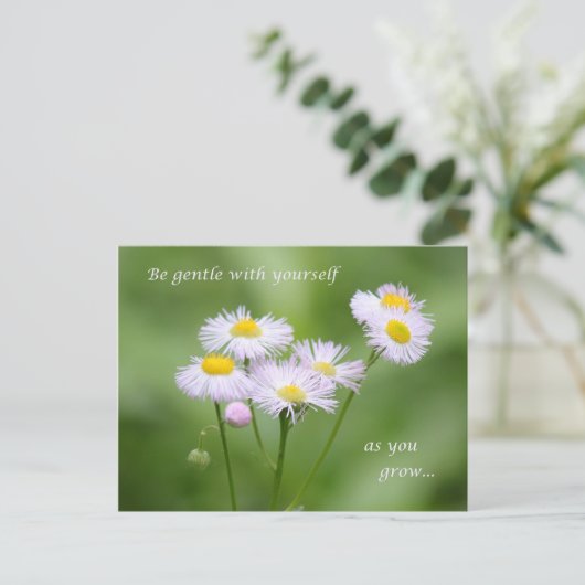 Carte Postale Soyez doux avec vous-même (Debout devant)