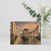Carte Postale Speicherstadt, Hambourg (Debout devant)