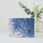 Carte Postale Spitfire et Typhoon (Debout devant)