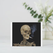 Carte Postale Squelette avec cigarette (Debout devant)