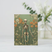 Carte Postale Squelette et fleurs (Debout devant)
