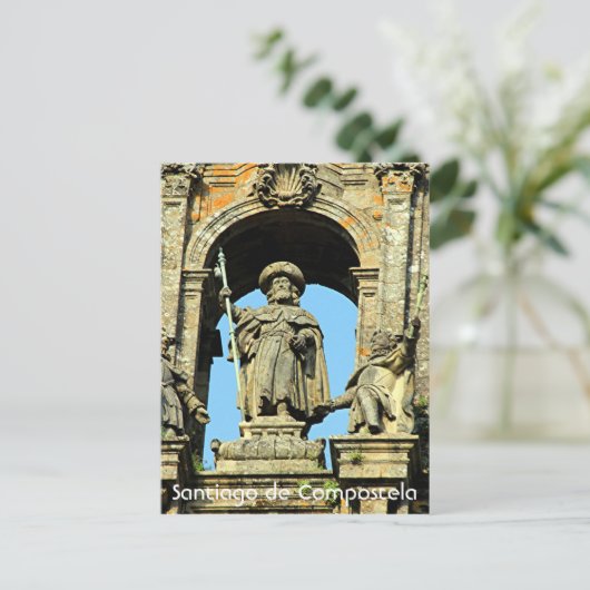 Carte Postale St James, Cathédrale de Saint Jacques de Compostel (Debout devant)