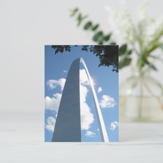 Carte postale St. Louis Arch (Debout devant)