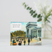 Carte Postale Stand de musique (Debout devant)