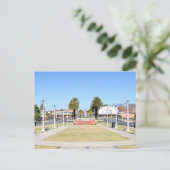 Carte postale standard (Debout devant)