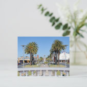 Carte postale standard (Debout devant)