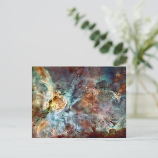 Carte Postale Star birth & death in the Carina Nebula (Debout devant)
