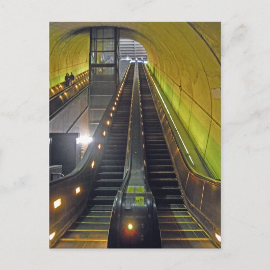 Carte Postale Station de métro Rossyln Escalators Arlington VA (Devant)