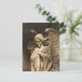 Carte Postale Statue d'ange avec les mains croisées, Buenos (Debout devant)