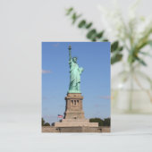 Carte postale Statue de la Liberté (Debout devant)
